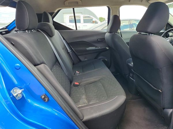 2021 NISSAN KICKS S
