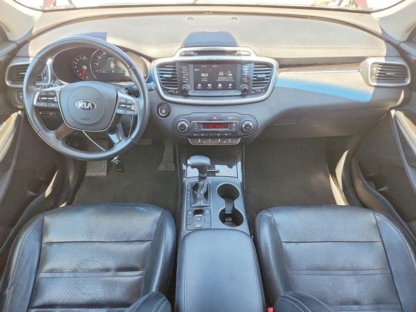 2019 KIA SORENTO