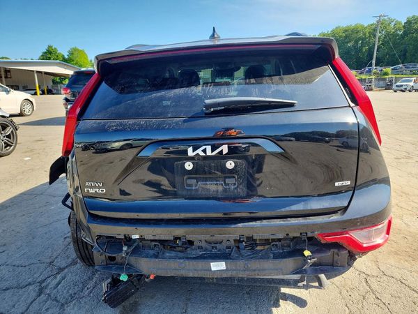 2023 KIA NIRO