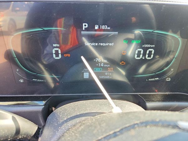 2023 KIA NIRO