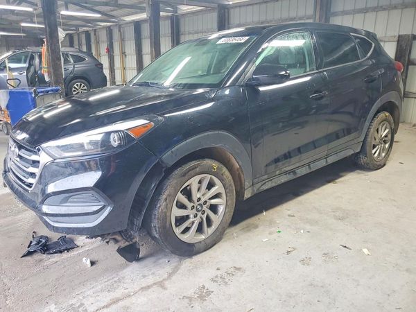 2017 HYUNDAI TUCSON SE (no options)