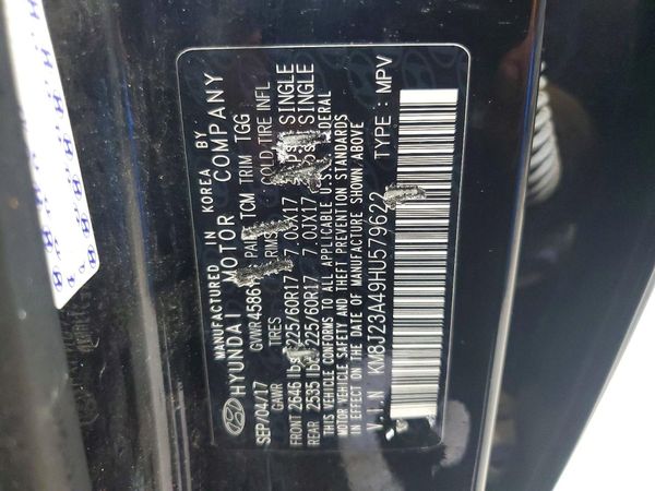 2017 HYUNDAI TUCSON SE (no options)