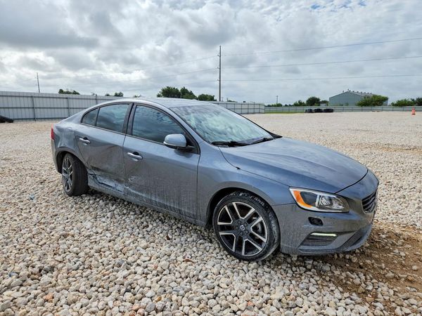 2017 VOLVO S60 Dynamic