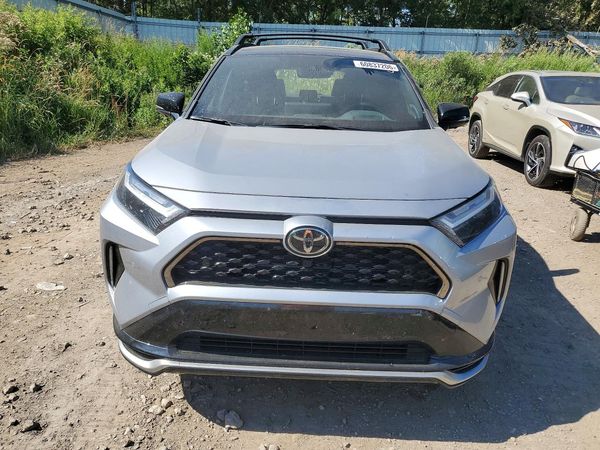 2025 TOYOTA RAV4 XSE Premium