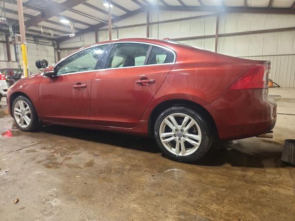 2013 VOLVO S60