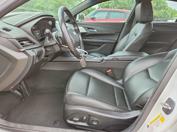 2021 CADILLAC CT4 Luxury