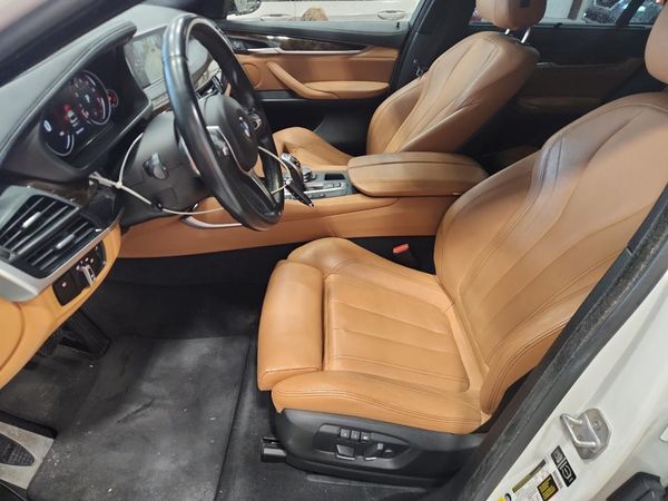 2015 BMW X6 xDrive35i