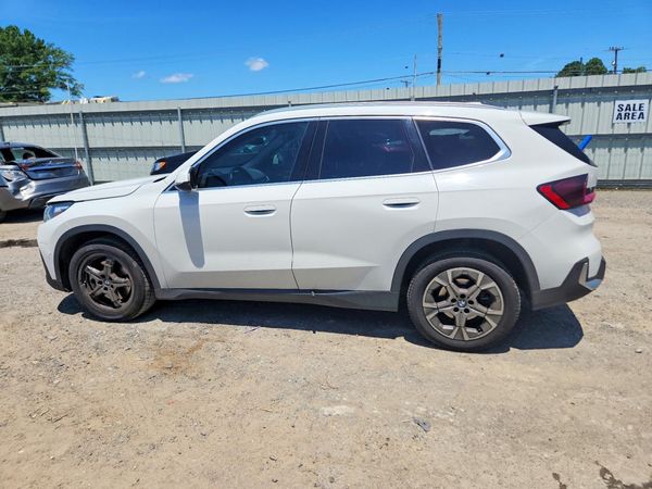 2023 BMW X1