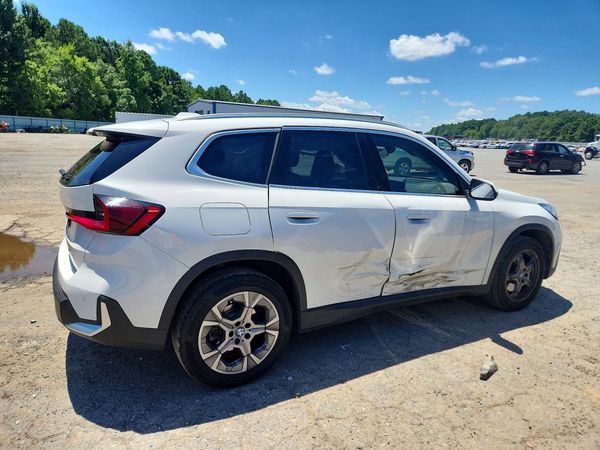 2023 BMW X1