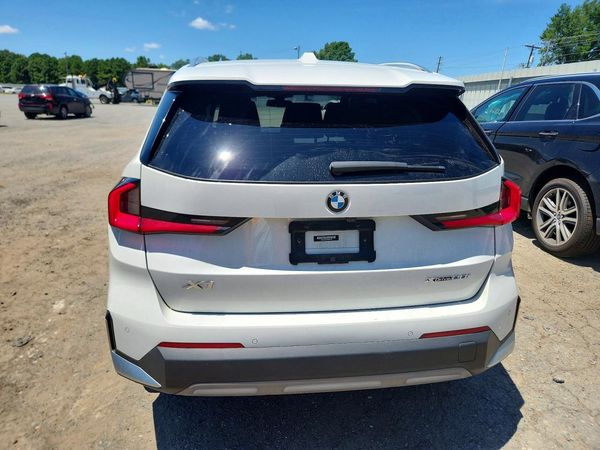 2023 BMW X1