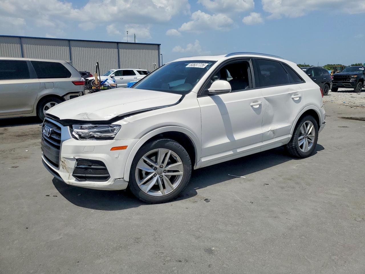 2017 AUDI Q3