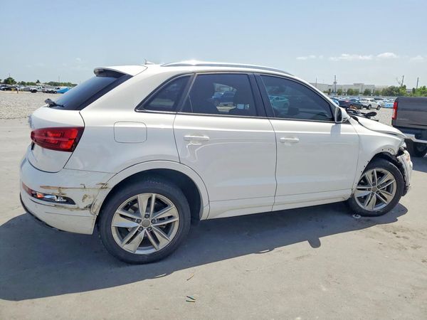 2017 AUDI Q3