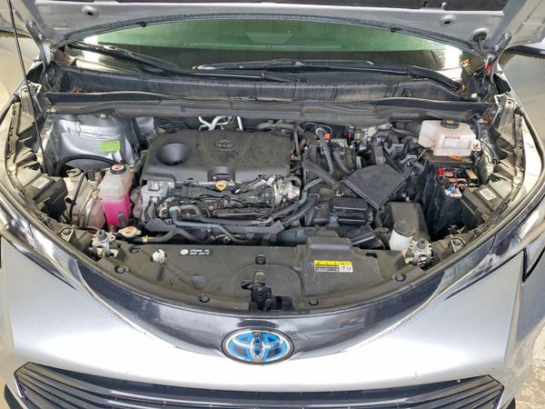 2024 TOYOTA SIENNA