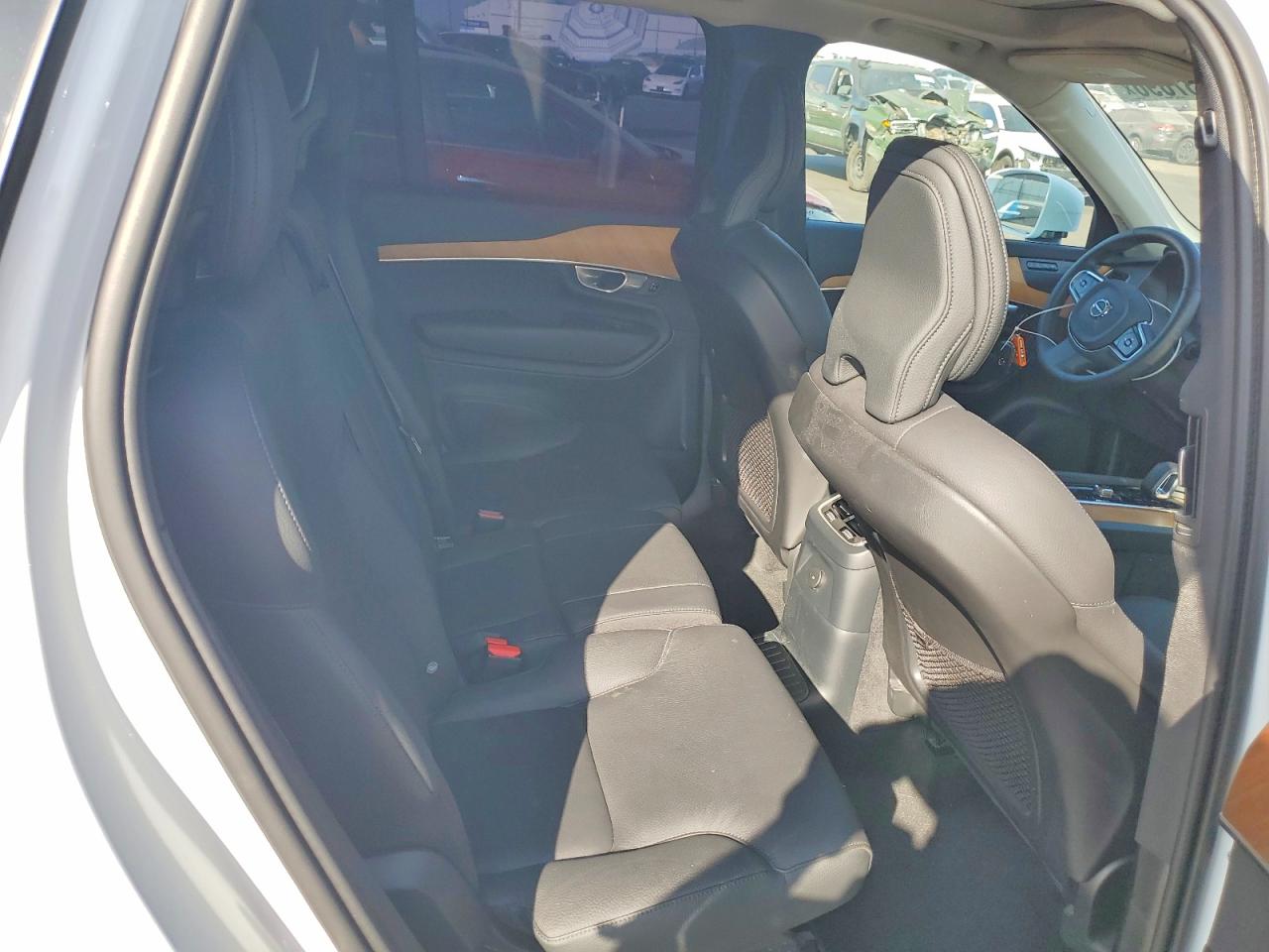 2024 VOLVO XC90 Plus Bright