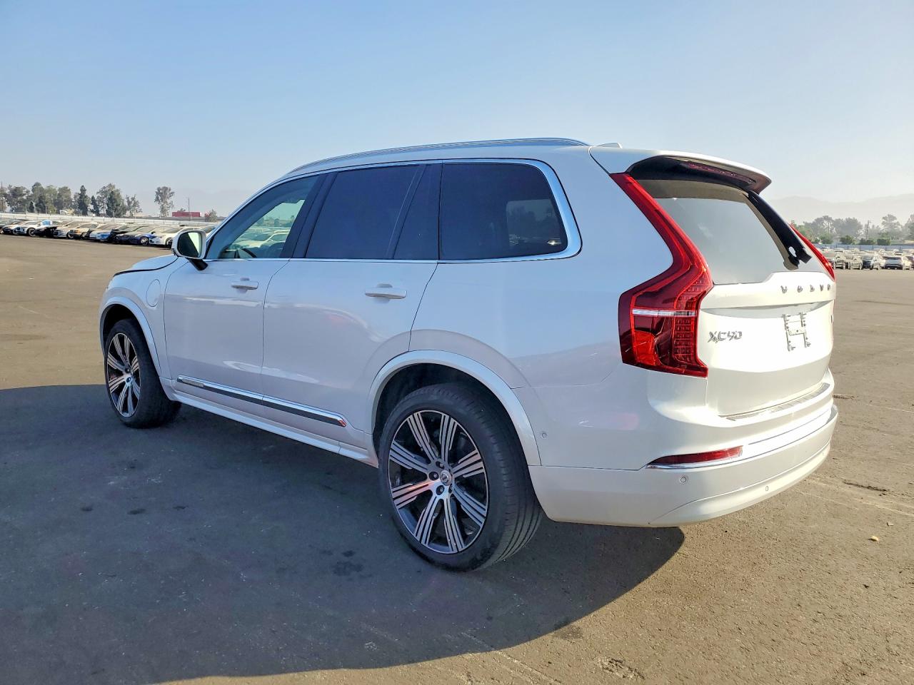 2024 VOLVO XC90 Plus Bright