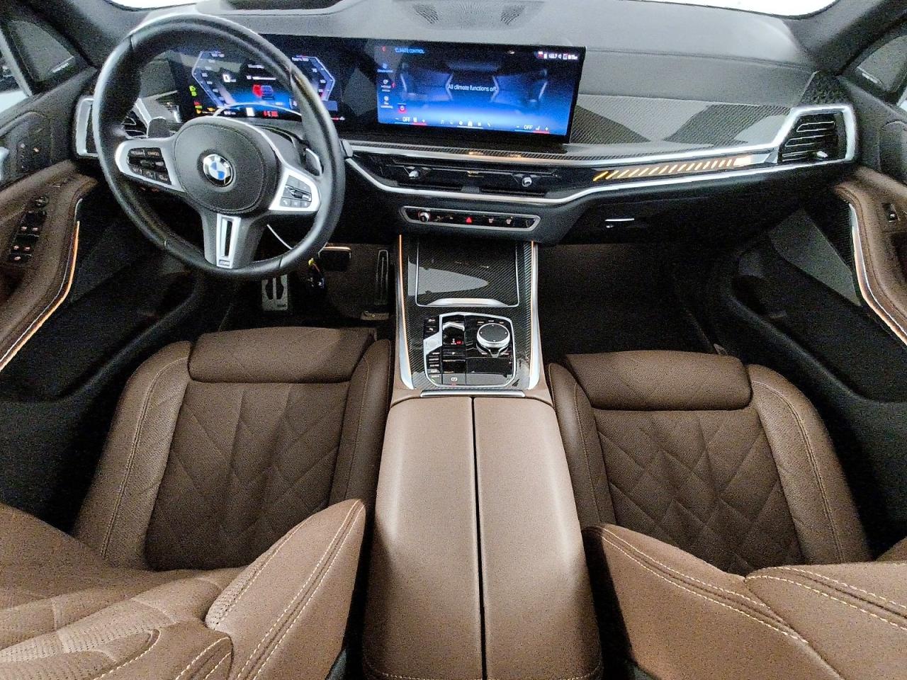 2026 BMW X5 M60i