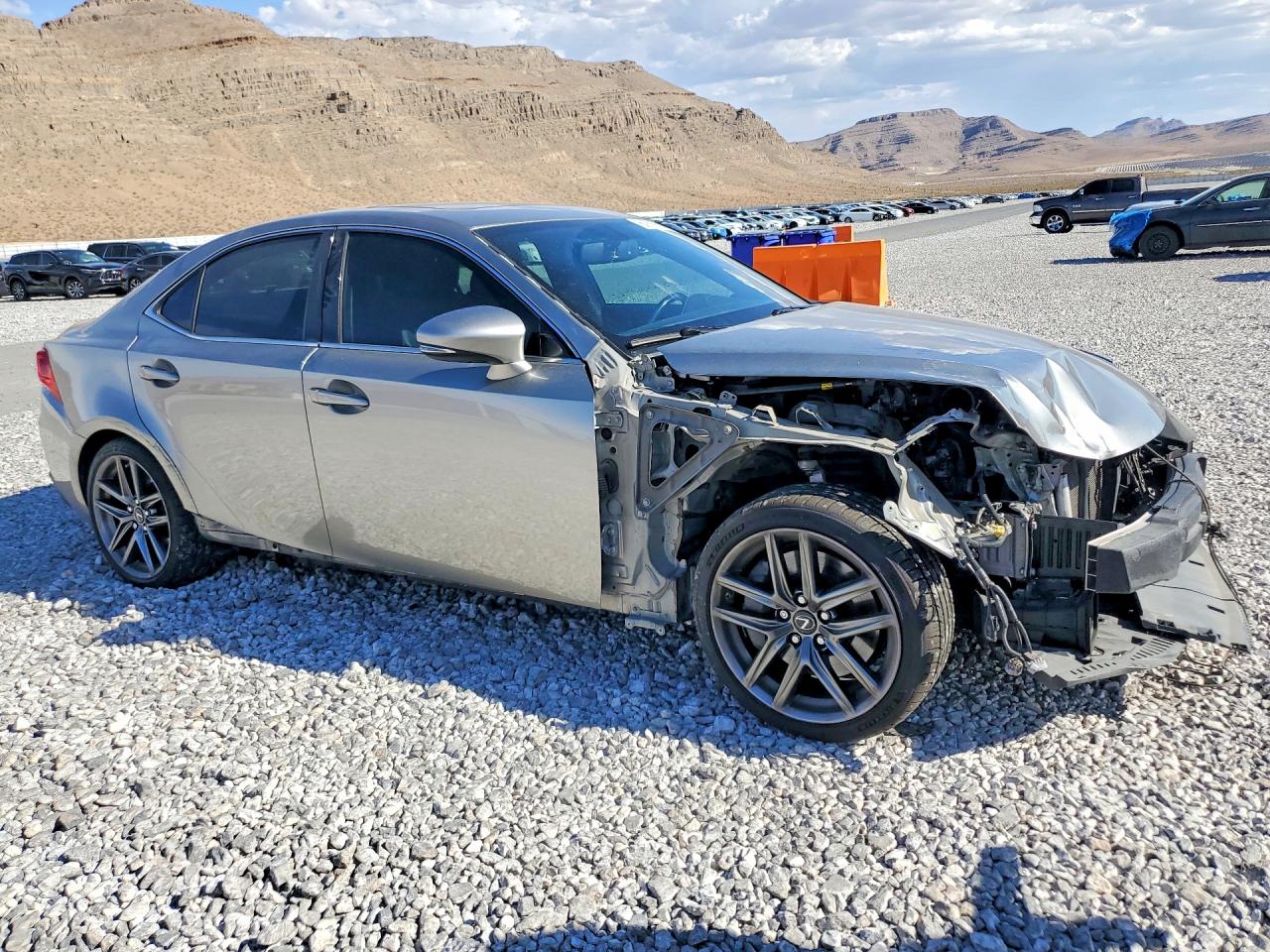 2016 LEXUS IS 200t