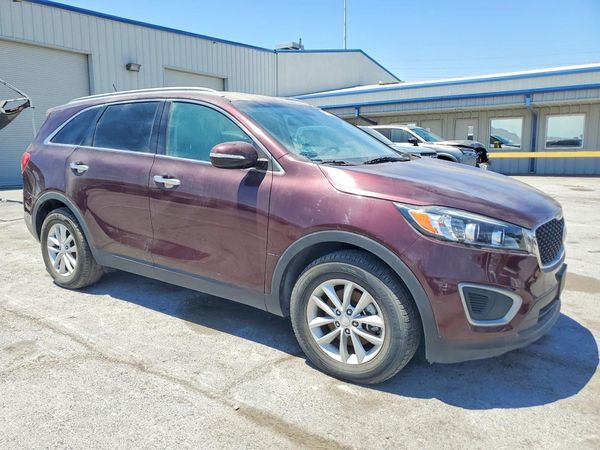 2017 KIA SORENTO L, LX