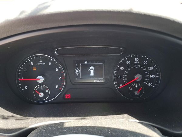 2017 KIA SORENTO L, LX