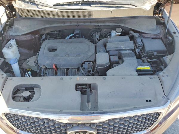 2017 KIA SORENTO L, LX