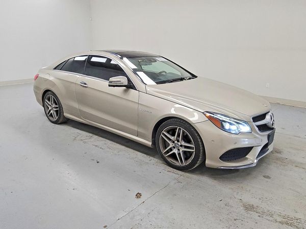 2014 MERCEDES-BENZ E E550 — Passenger 3/4