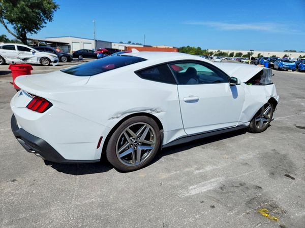 2025 FORD MUSTANG I4