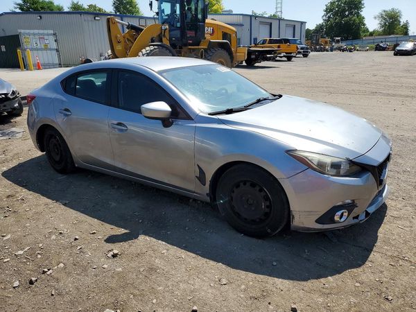 2015 MAZDA 3