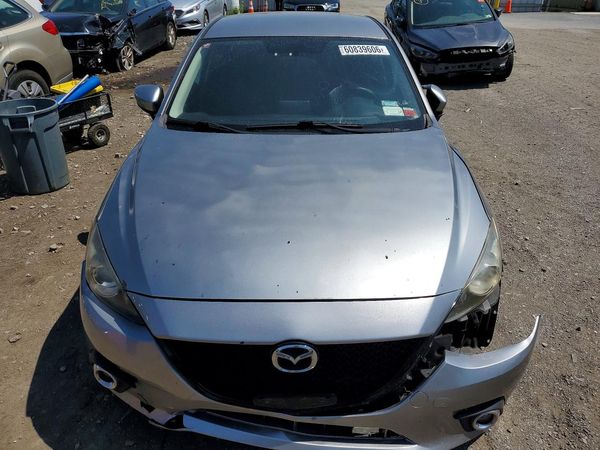 2015 MAZDA 3