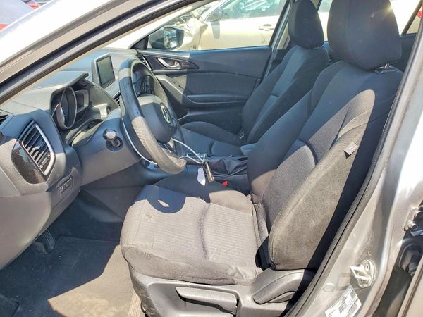 2015 MAZDA 3