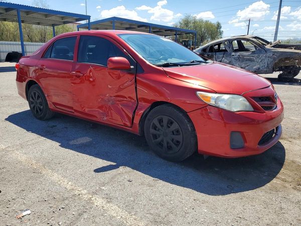 2013 TOYOTA COROLLA