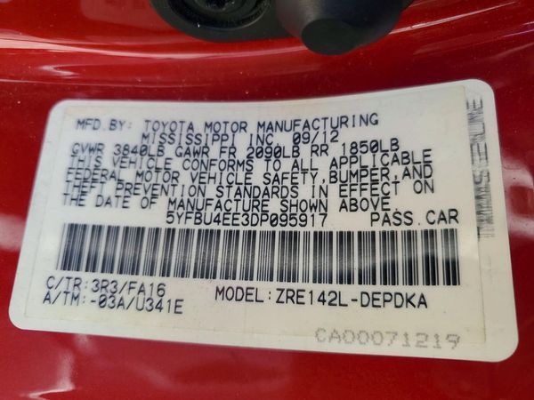 2013 TOYOTA COROLLA