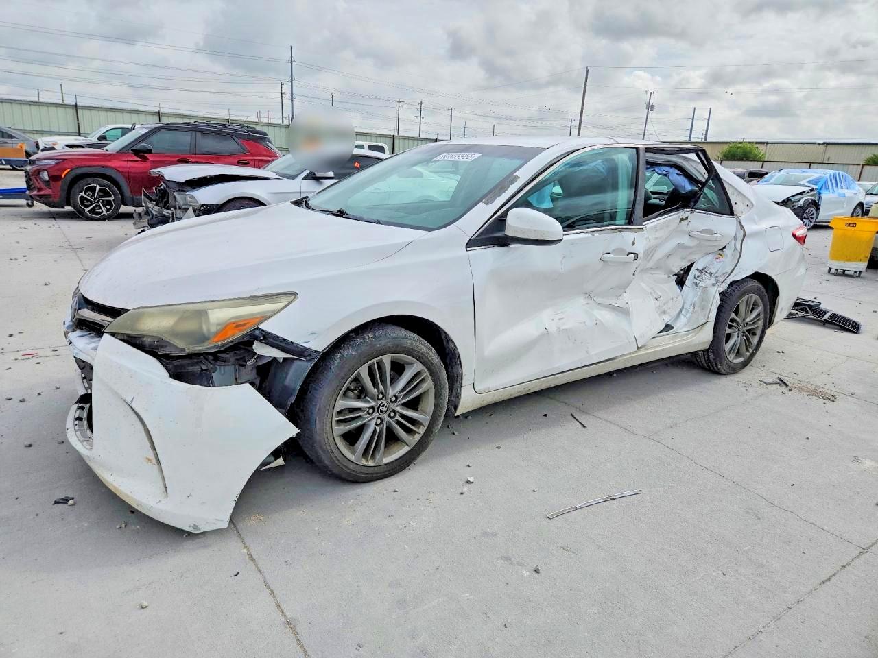 2015 TOYOTA CAMRY