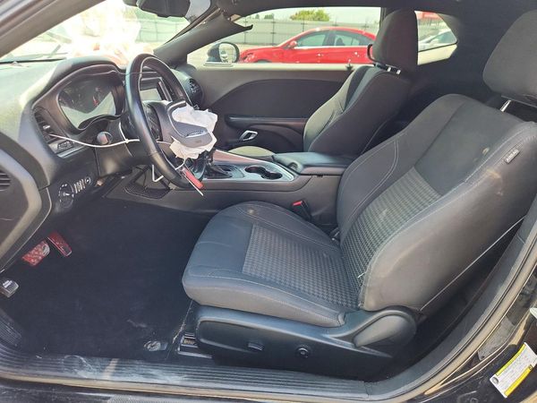2019 DODGE CHALLENGER SXT