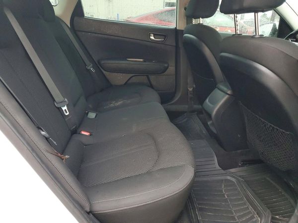 2019 KIA OPTIMA LX, S