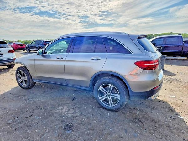2019 MERCEDES-BENZ GLC GLC 300-4M