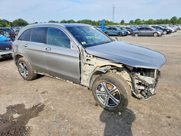 2019 MERCEDES-BENZ GLC GLC 300-4M