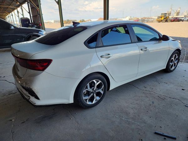 2021 KIA FORTE FE, LXS