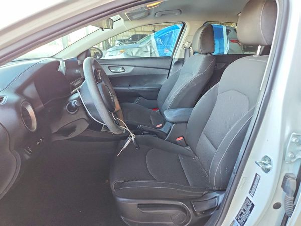 2021 KIA FORTE FE, LXS