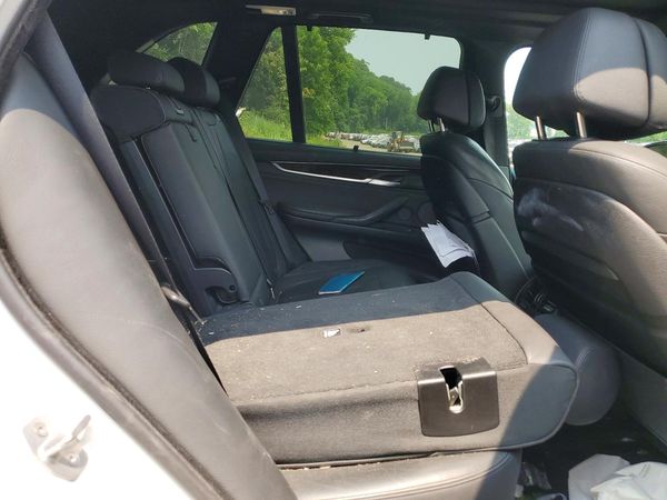 2015 BMW X5 xDrive50i