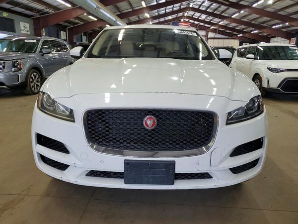 2019 JAGUAR F-PACE