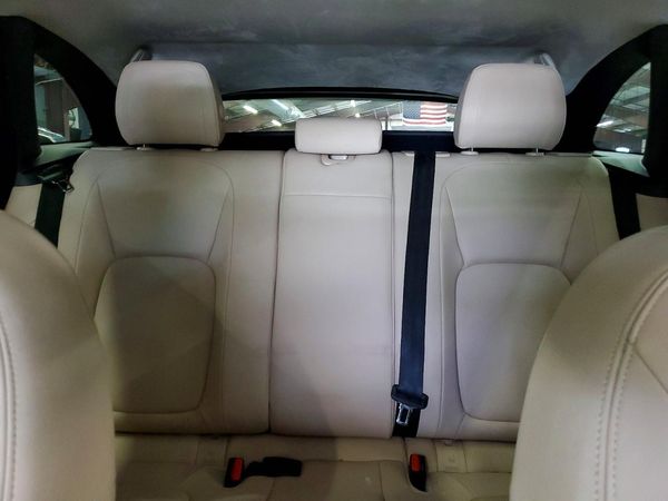2019 JAGUAR F-PACE