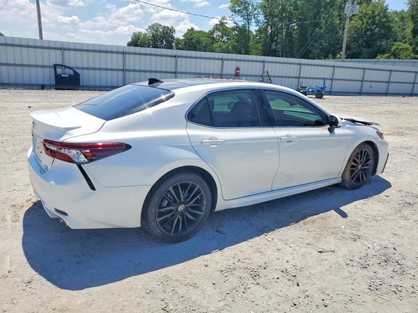2024 TOYOTA CAMRY XSE