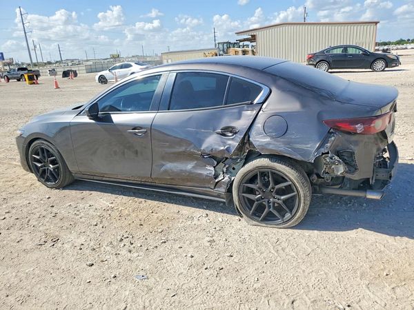 2019 MAZDA 3