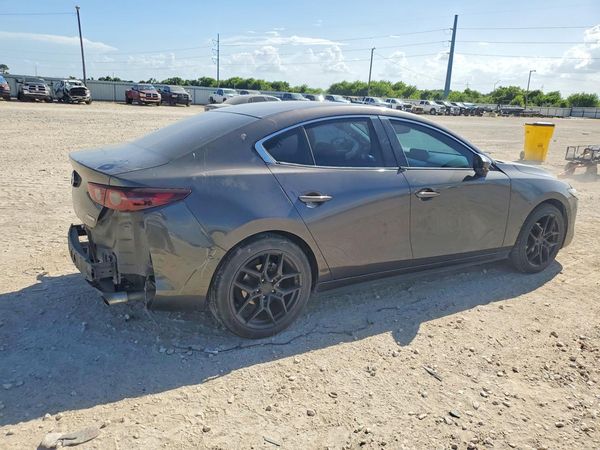 2019 MAZDA 3