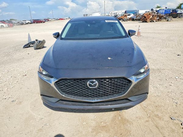2019 MAZDA 3