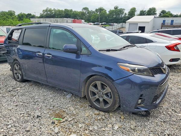 2019 TOYOTA SIENNA SE/SE Premium