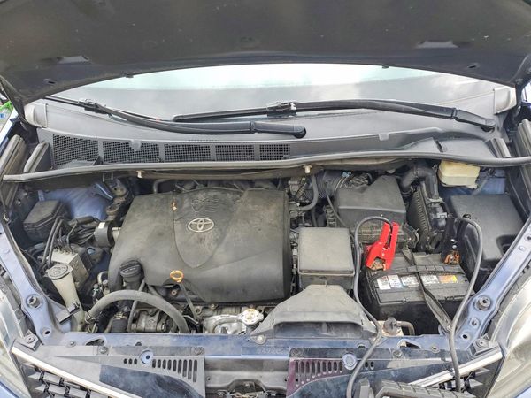 2019 TOYOTA SIENNA SE/SE Premium