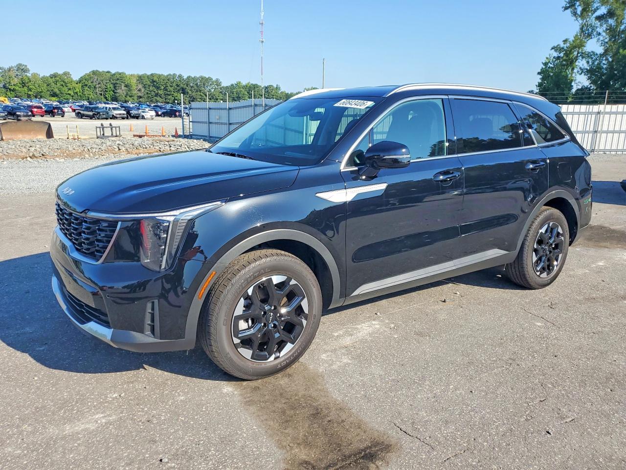 2024 KIA SORENTO S