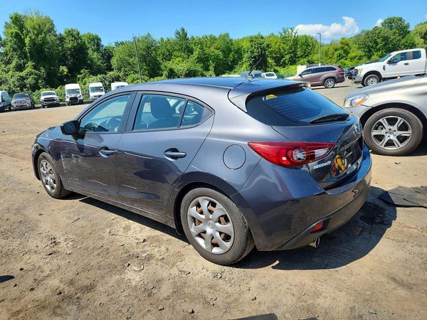 2015 MAZDA 3 Sport/GX