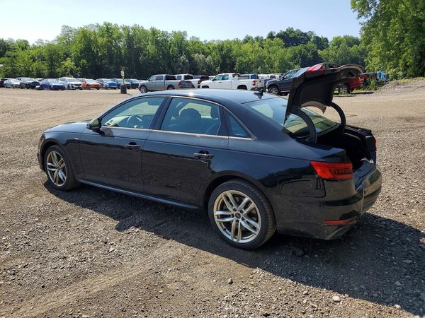2017 AUDI A4 quattro Premium